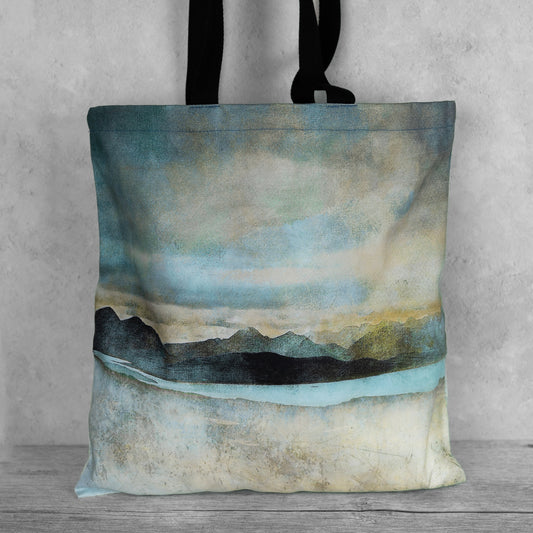 Tote Bag Skye from the Bealach Na Ba Applecross