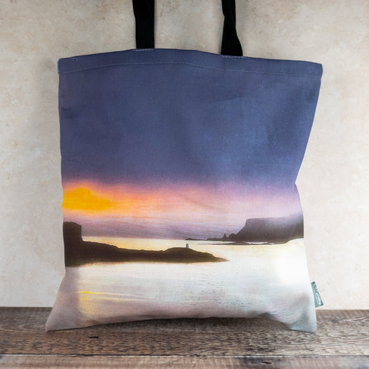 Ardtreck Lighthouse Skye Skye Tote Bag